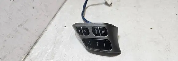 Mazda 6 Steering wheel buttons/switches 153769