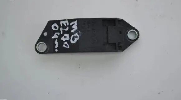 Mercedes-Benz E W211 Airbag deployment crash/impact sensor A0018209326