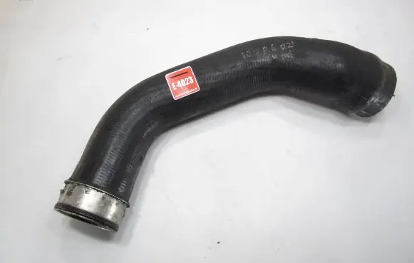 Audi A6 S6 C5 4B Intercooler hose/pipe 4B0145745E