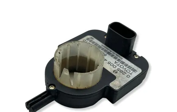 Toyota Avensis T250 Steering angle sensor 0265005432 8924502010 587280510