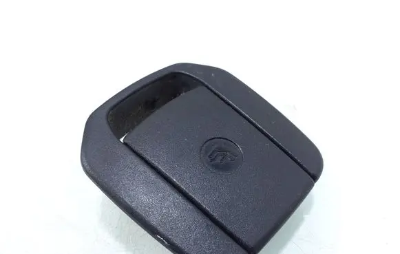 BMW 1 E81 E87 ISOFIX cover 7118673