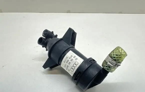 Audi A3 S3 8P Headlight washer spray nozzle 8P4955102