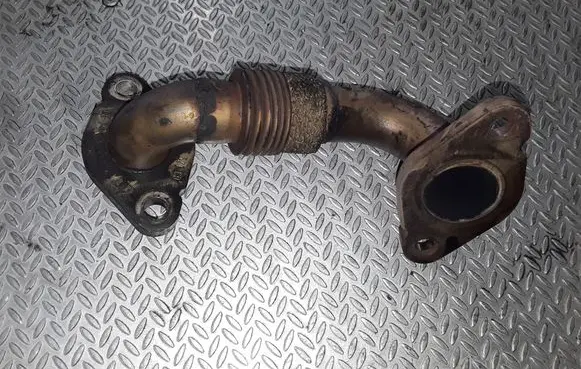 Skoda Octavia Mk1 (1U) EGR valve line/pipe/hose 038131521