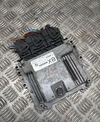 Nissan X-Trail T32 Engine control unit/module 23710HX44A 1039S85626 12630888
