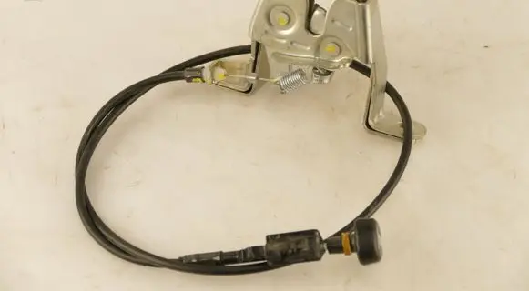 Toyota Camry VIII XV70 Rear seatbelt buckle