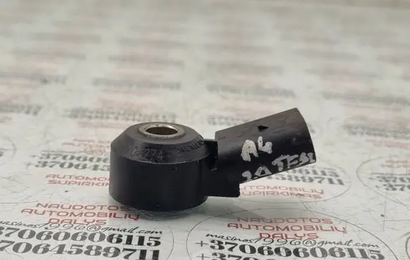 Audi A4 S4 B7 8E 8H Detonation knock sensor 030905377C