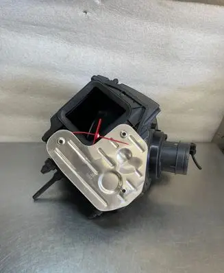 Audi A4 S4 B9 Air filter box cover 