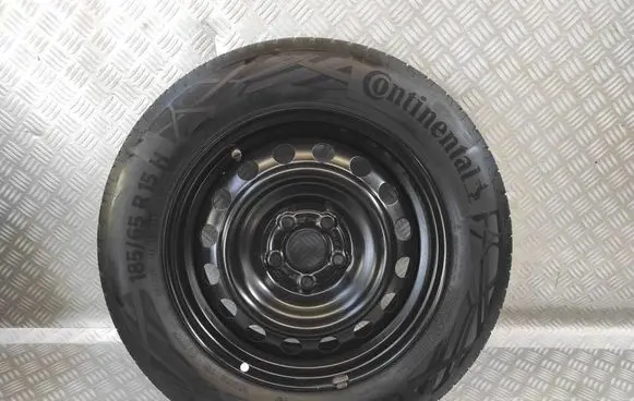 Toyota Yaris XP210 R15 spare wheel 