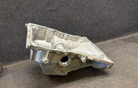 Jeep Grand Cherokee WL Oil sump 68449686AB 68449682AB 63325