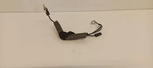 Mercedes-Benz E AMG W212 Radio antenna A2128208289