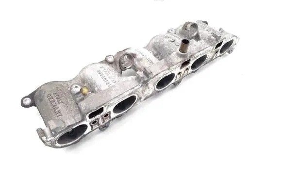 Ford Focus Intake manifold 30650184