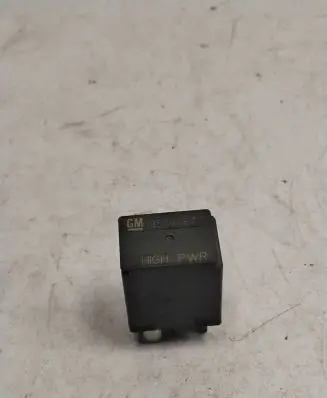 Opel Insignia A Other relay 13500587