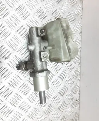 Volvo S70 V70 V70 XC Master brake cylinder