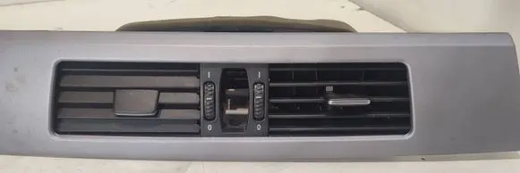 BMW 5 E60 E61 Dashboard center trim panel 8045813
