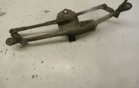 Citroen C5 Front wiper linkage 