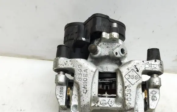 Renault Captur II Rear brake caliper 440108549R