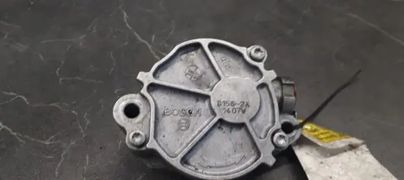 Ford Focus Vacuum pump d156-2a