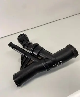 Volkswagen Golf VII Engine coolant pipe/hose 04L121026F 04L121071E