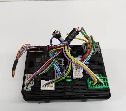Nissan Qashqai J12 Fuse module 284B76RA1B