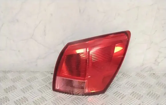 Nissan Qashqai Rear/tail lights 26550JD000