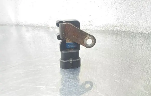 Opel Vectra C Air pressure sensor 16212460 10505