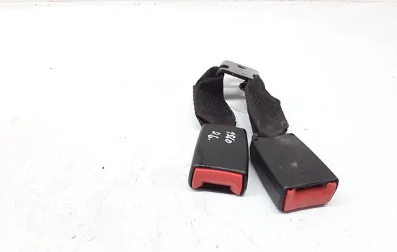 Toyota Avensis T220 Middle seatbelt buckle (rear) 