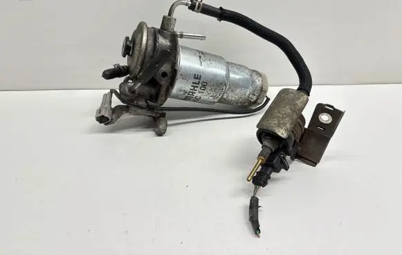 Toyota Auris 150 Fuel filter bracket/mount holder 