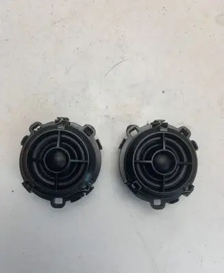 Volkswagen Jetta VI Subwoofer speaker 5C6867102D 5c6867101D