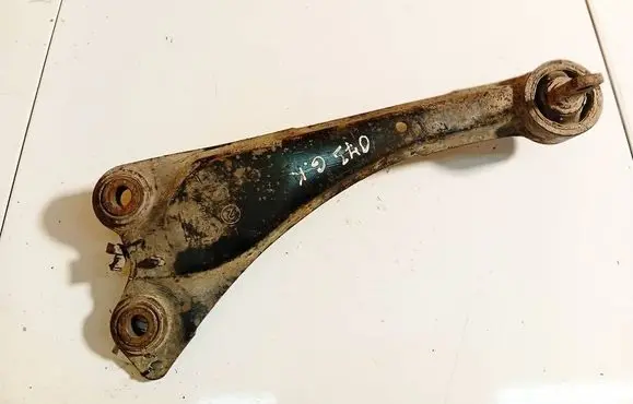 Toyota Avensis T270 Rear upper control arm/wishbone 