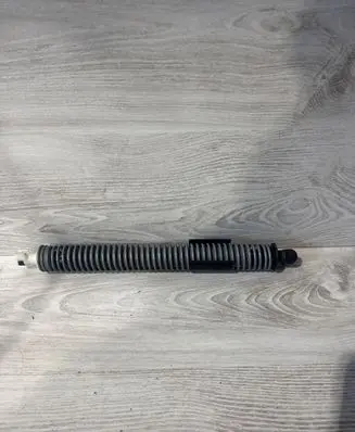 BMW 5 G30 G31 Tailgate/trunk strut/damper 7366403