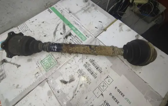 Audi A6 S6 C5 4B Front driveshaft