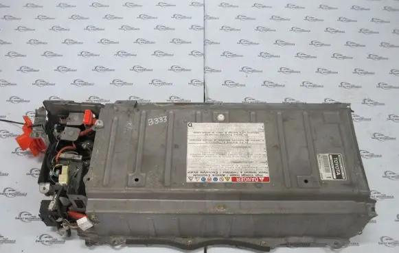 Toyota Prius (XW20) Car battery 47011