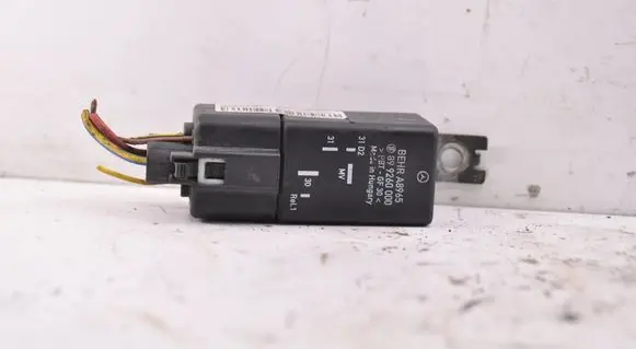 Mercedes-Benz Vito Viano W639 Other relay A6398300084