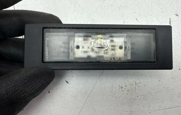 BMW 1 F20 F21 Number plate light 7193294