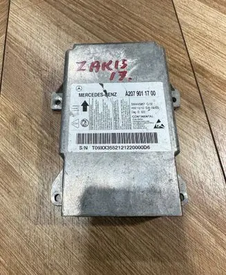 Mercedes-Benz C W204 Airbag control unit/module A2079011700 5WK43967