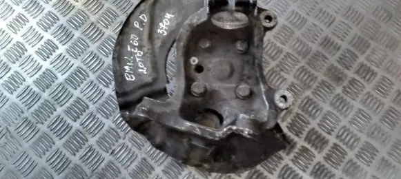 BMW 5 E60 E61 Front wheel hub 6760954r