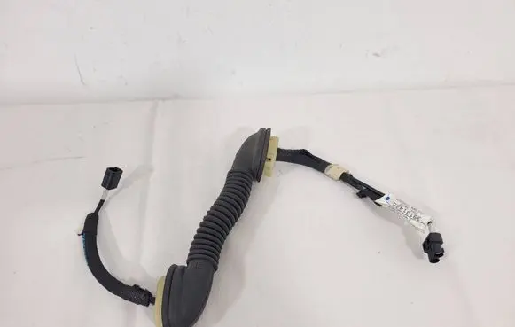 Opel Insignia B EUR ISO radio connector 39131425 14250 E201802271