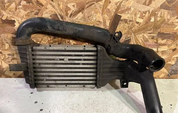 Opel Astra H Intercooler air channel guide 09129519