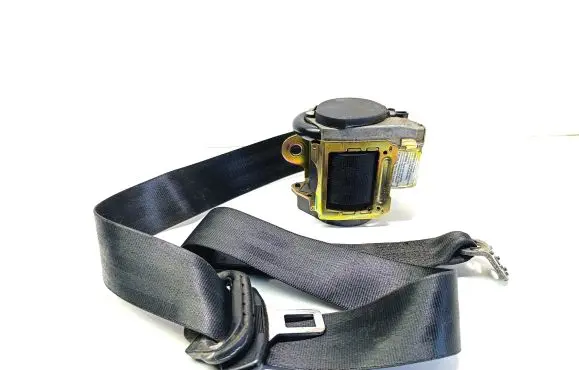 Audi A6 S6 C5 4B Front seatbelt