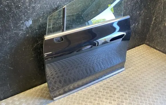 Mercedes-Benz EQE v295 Front door