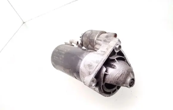 Alfa Romeo Giulietta Starter motor 0001139006 51810267
