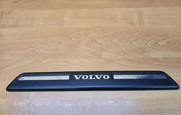 Volvo V40 Front sill trim cover 31265842