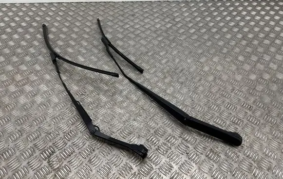 Jaguar E-Pace Headlight wiper blade set 