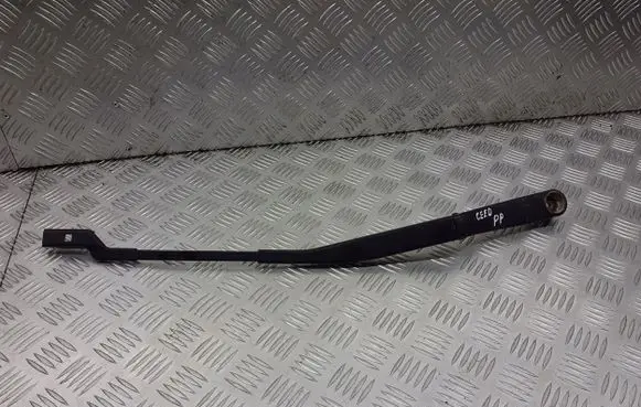 KIA Ceed Front wiper blade arm
