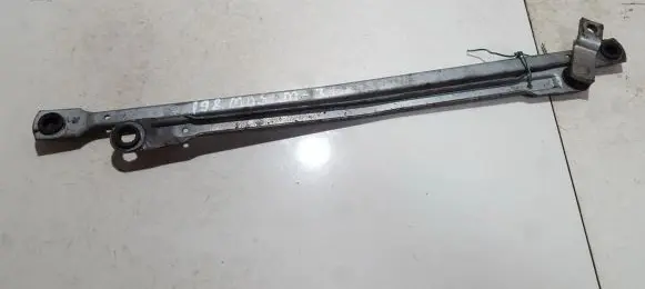 Mazda 3 I Front wiper linkage and motor