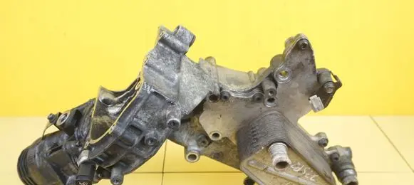 Opel Zafira C Oil filter mounting bracket 55486899 B20DTH