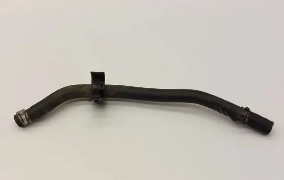 Volkswagen PASSAT B8 Engine coolant pipe/hose
