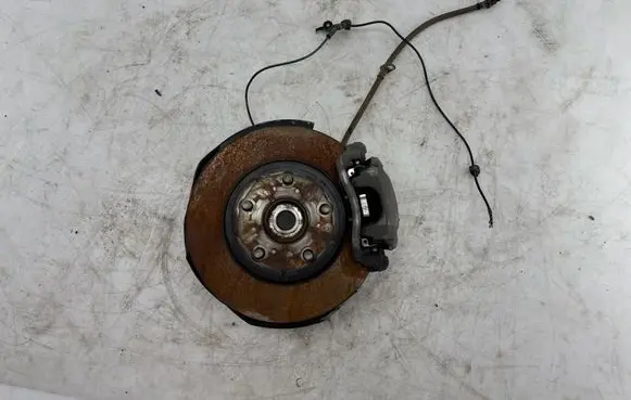 Toyota Yaris Cross Front wheel hub spindle knuckle
