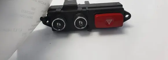 Maserati GranTurismo Hazard light switch 156067821 237803 156067820