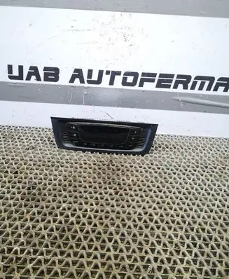 Seat Ibiza IV (6J,6P) Climate control unit 6J0820043C